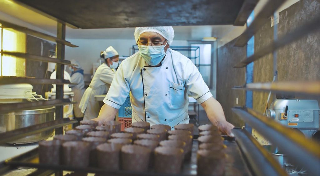 Panificadora Aurelia crece, se abre mercado desde Viacha y lo hace “con trabajo duro"