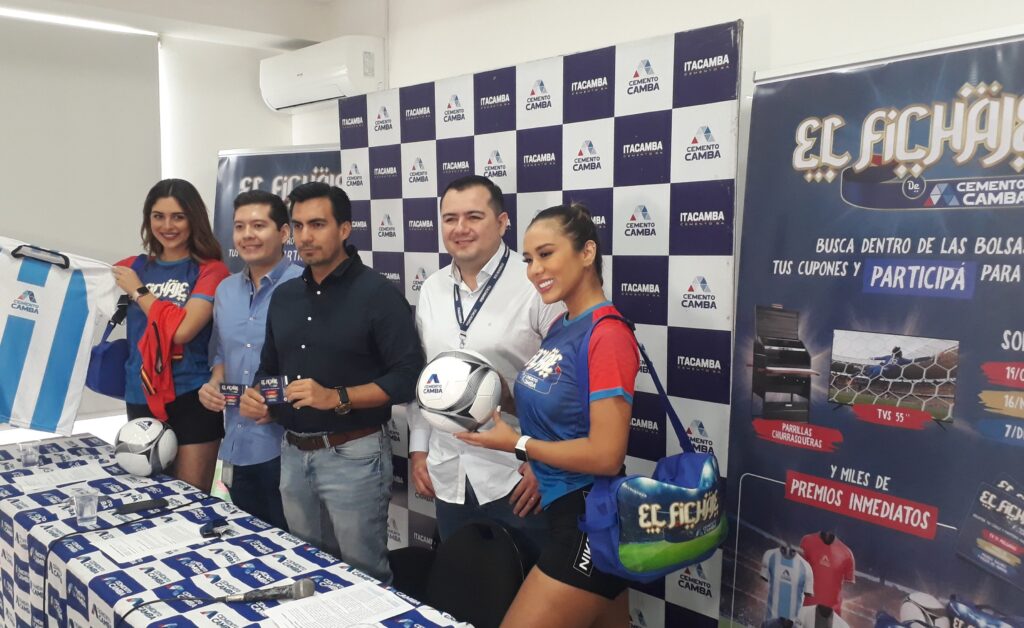 Itacamba presentó su promo futbolera el “Fichaje de Cemento Camba"