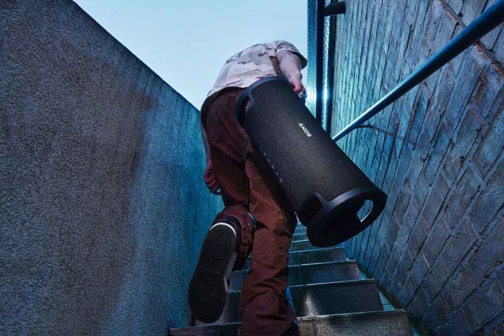 Sony ofrece un sonido "profundo y potente" con su nueva gama de altavoces y auriculares ULT Power Sound