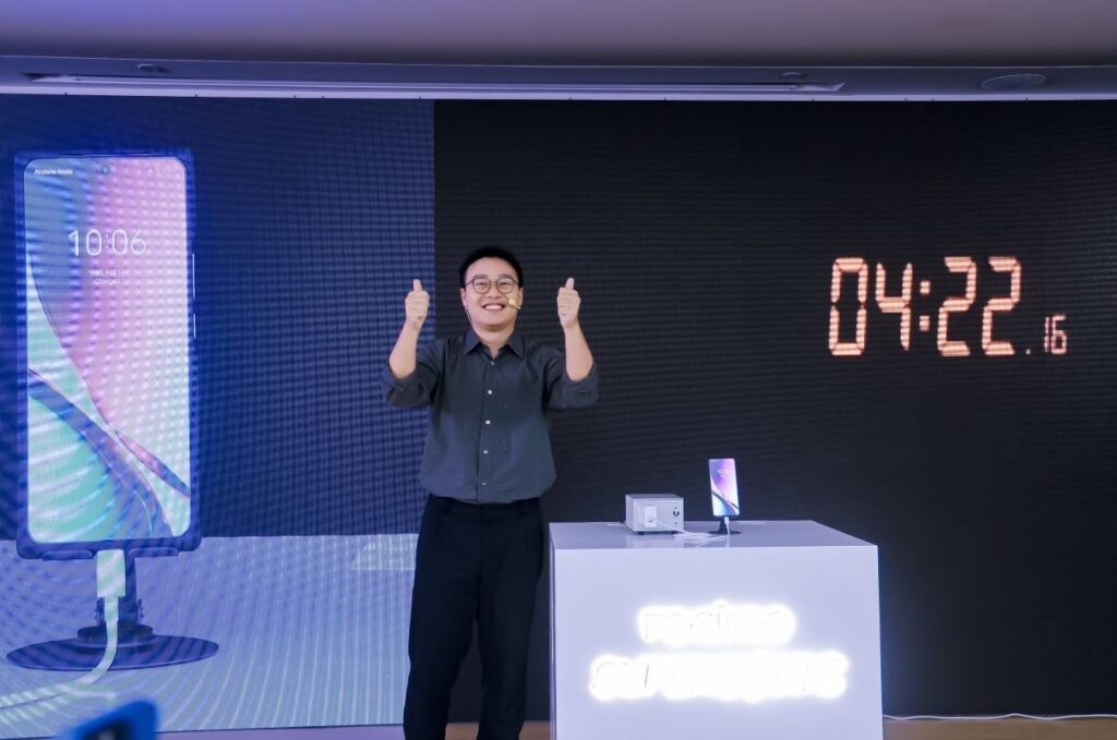 realme es capaz de cargar un 'smartphone' en 4 minutos con su nueva tecnología SuperSonic 320W