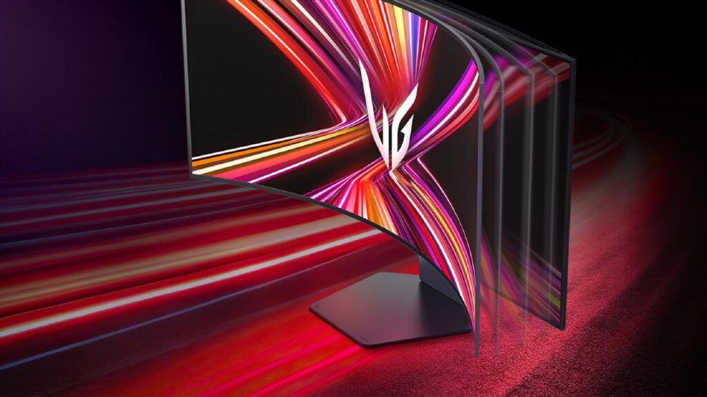 Los monitores LG UltraGear se amplían con un modelo flexible de 45 pulgadas y un 'todo en uno' con webOS