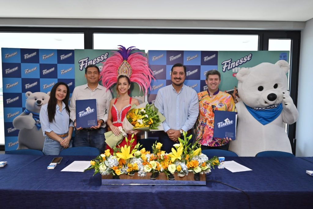 Finesse se une a la tradición cruceña y sella alianza con la comparsa Jarubichis para el Carnaval 2027